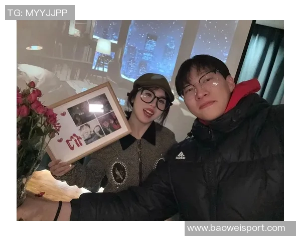 克莱女友甜蜜更新社交媒体秀恩爱我的宝贝我的宝贝让单身狗心碎