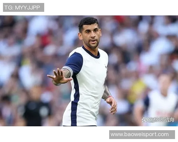 西蒙斯6500万欧元加盟热刺后状态低迷引发球迷和媒体广泛质疑 西蒙斯6500万欧元加盟热刺后状态低迷引发球迷和媒体广泛质疑