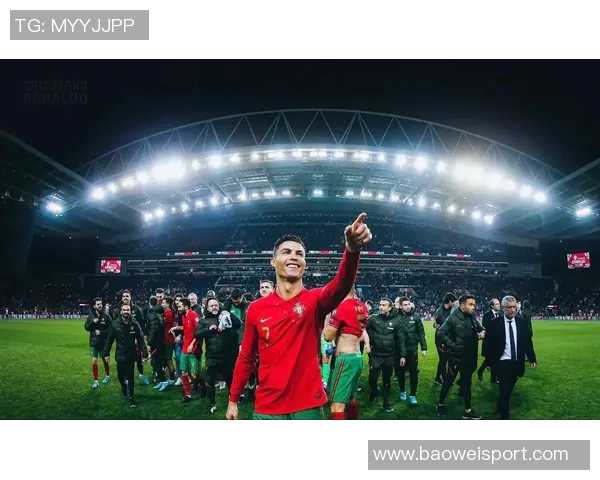 C罗小腿射门破门助球队领先菲利克斯策动科曼完美助攻展现默契