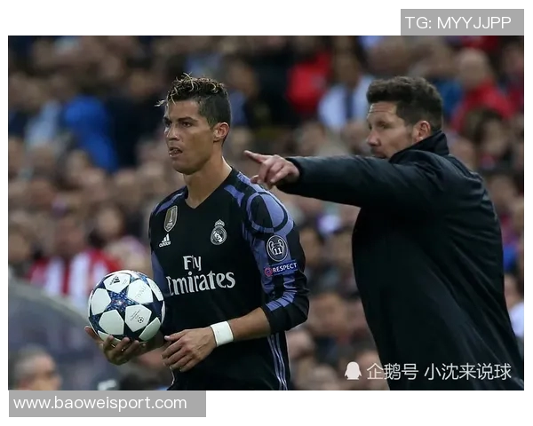 里昂官方宣布租借巴黎圣日耳曼中卫卡马拉并附带400万欧买断条款